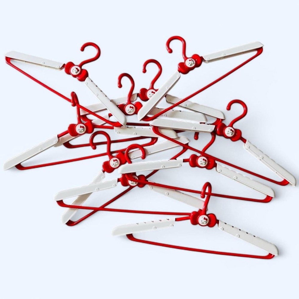 Sanrio Hello Kitty Set of 10 sliding closet hangers